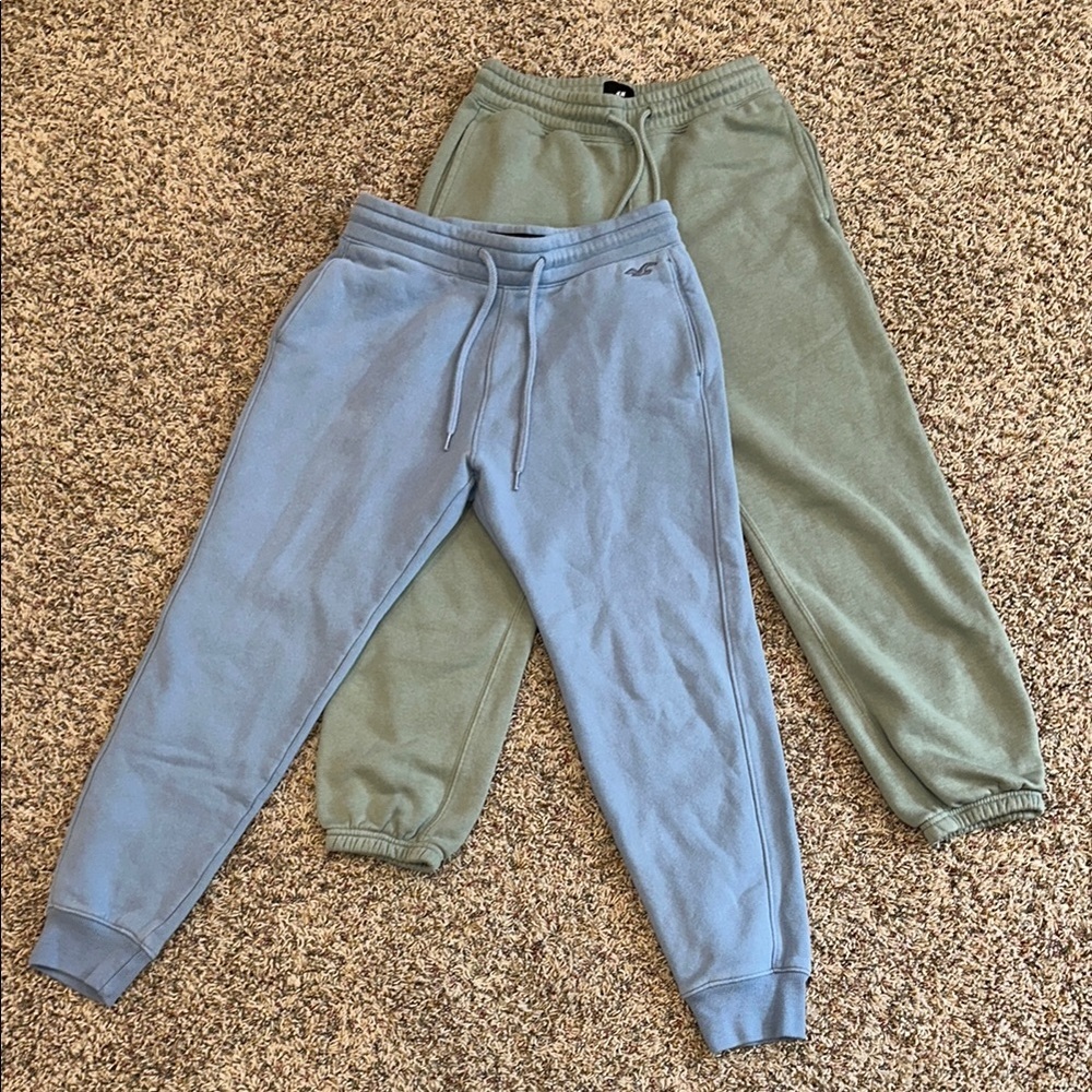 Lot of 2 Men’s H&M/Hollister Blue and Green Sweatpants Sizes S, XS